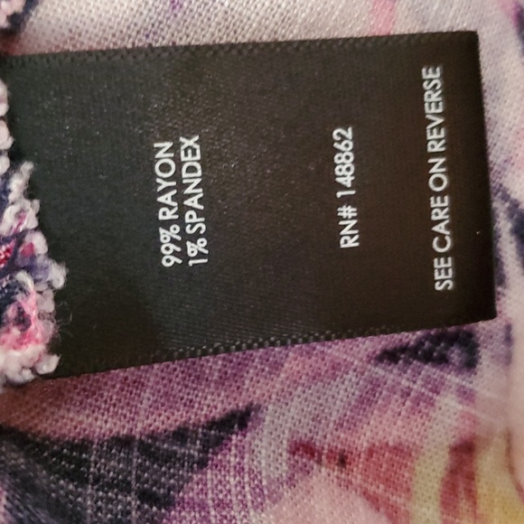 Cap-sleeve babydoll top - Picture 9 of 9